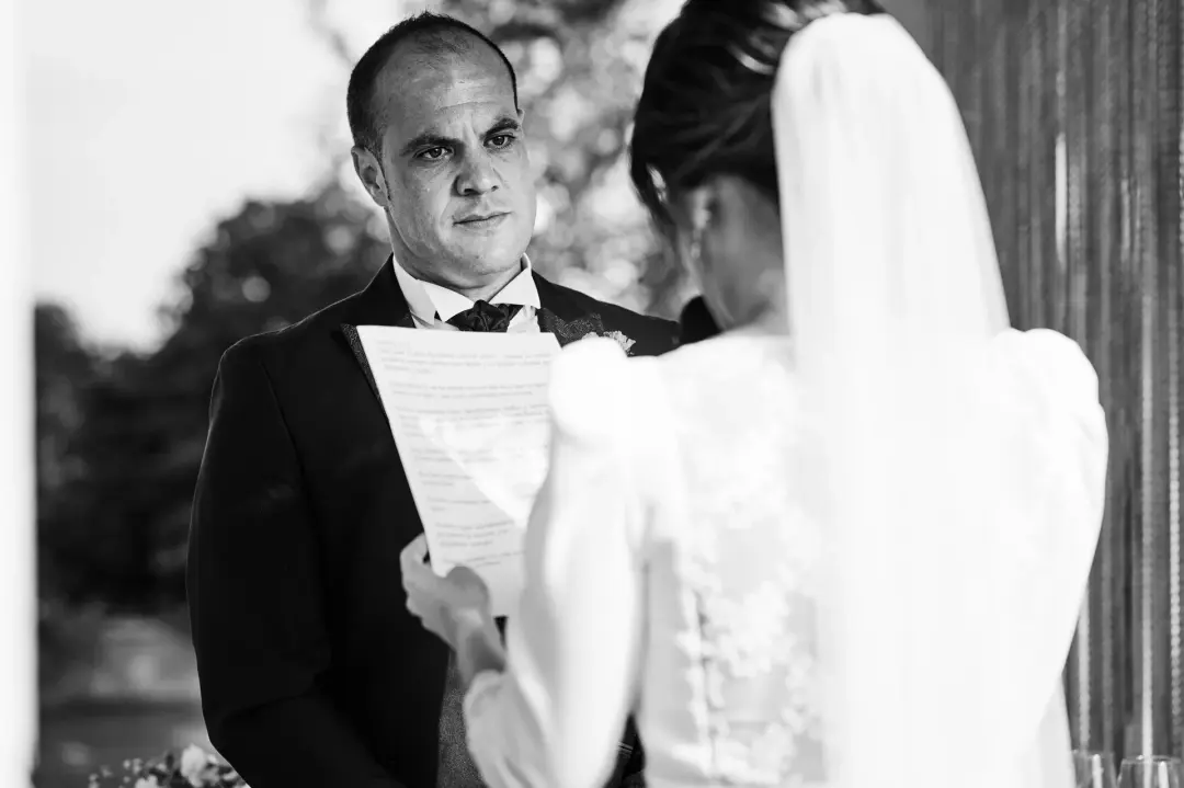 Por qué la cuenta atrás en la web de boda genera emoción (y cuándo usarla)